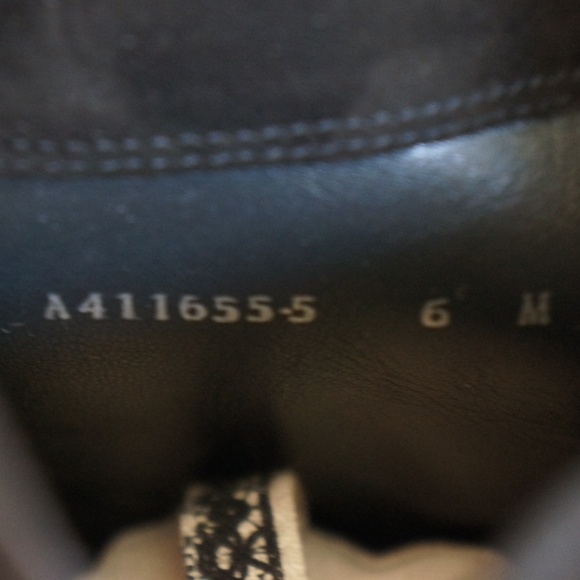 ❗️SOLD‼️Stuart Weitzman Over the Knee Boots - Picture 8 of 8